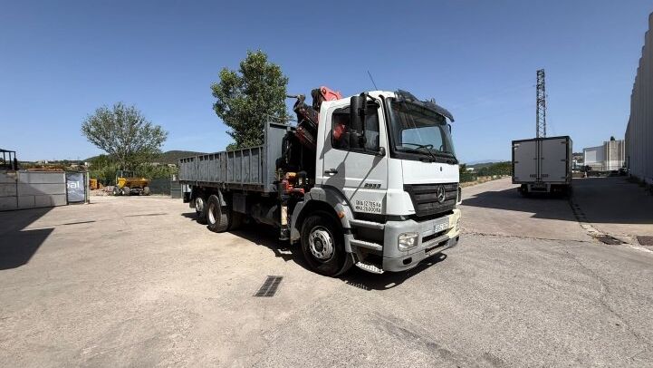 MERCEDES BENZ AXOR 2533 **FASSI F170 CRANE**
